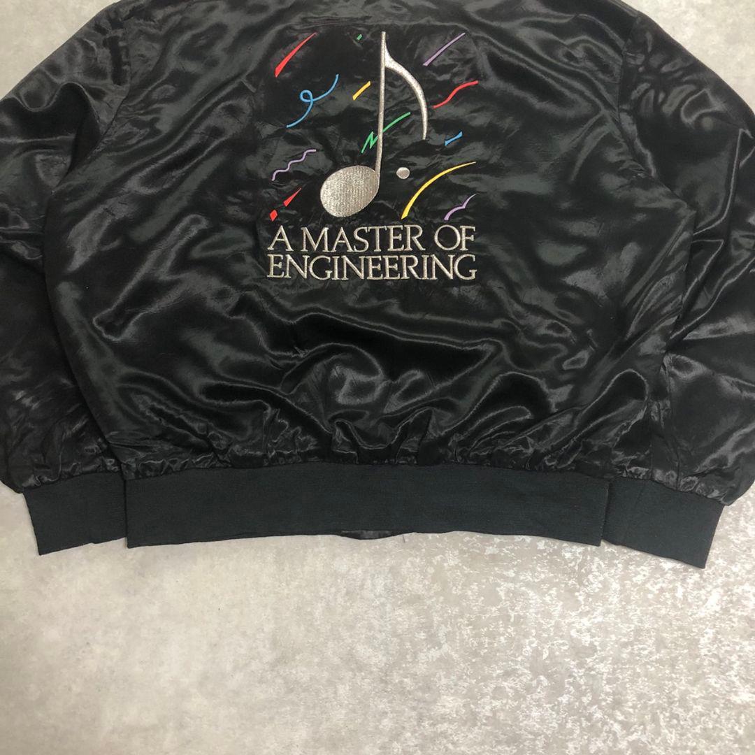 80-90sヴィンテージUSA製サテンスタジャンスカジャン刺繍　短丈ショート丈