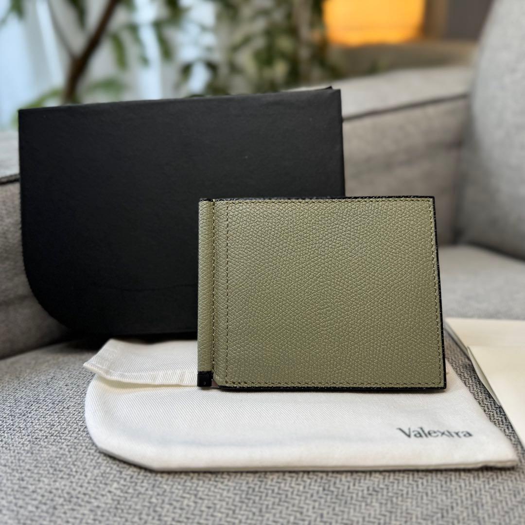 未使用 ヴァレクストラ マネークリップ カードケース オリーブグリーン