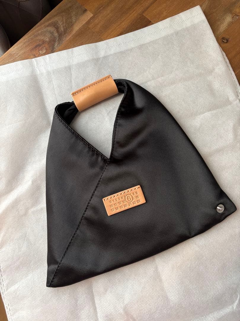 MM6 メゾン マルジェラ　 トートバッグ　サテン