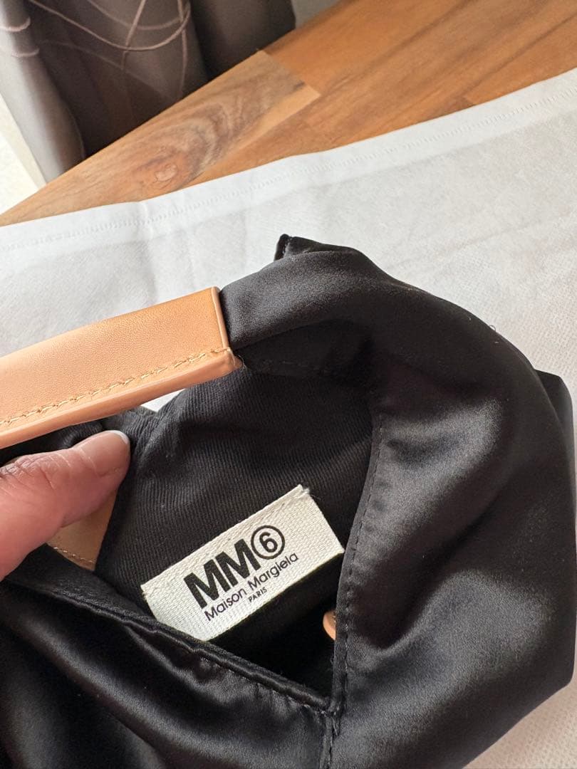 MM6 メゾン マルジェラ　 トートバッグ　サテン