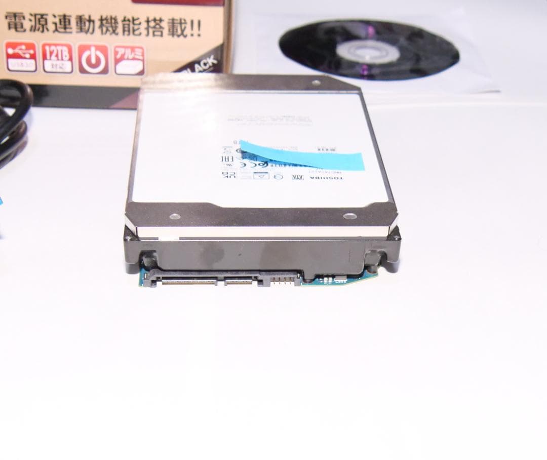 SATA 12TB HDDとUSB外付けHDDケース