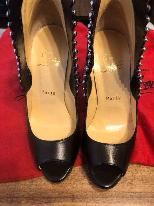 leftright様★ルブタン 新品　スタッズ パンプス　ハイヒール