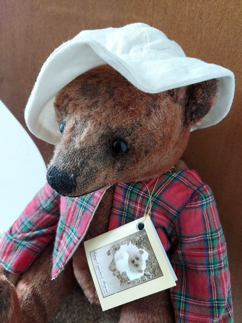 人気海外作家　フォーゲットミーノット　メアリーさんのベア