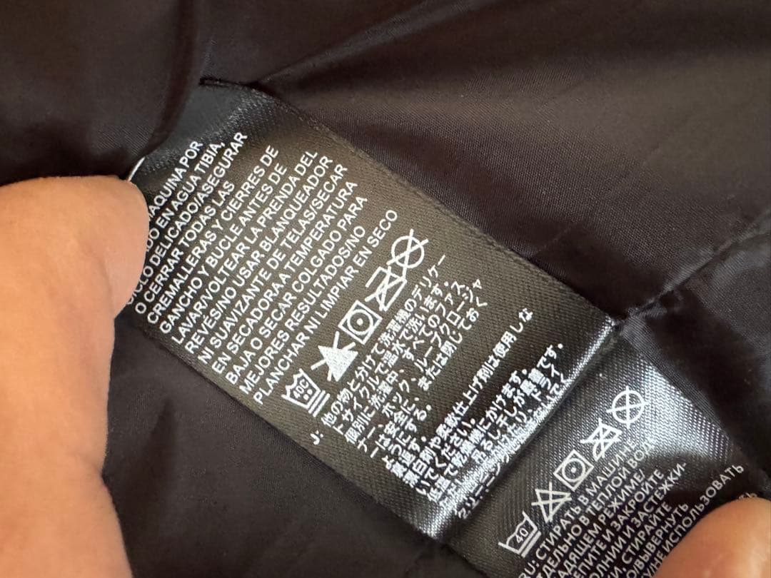 cHaLzThe North Face Supreme ジャケット赤XL