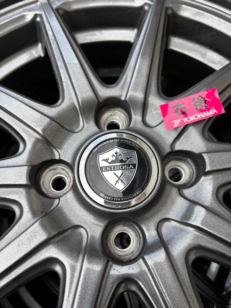 スタッドレスタイヤ４本セット　185/60/R15