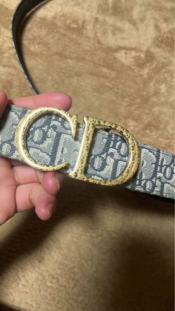 Christian Dior ロゴベルト