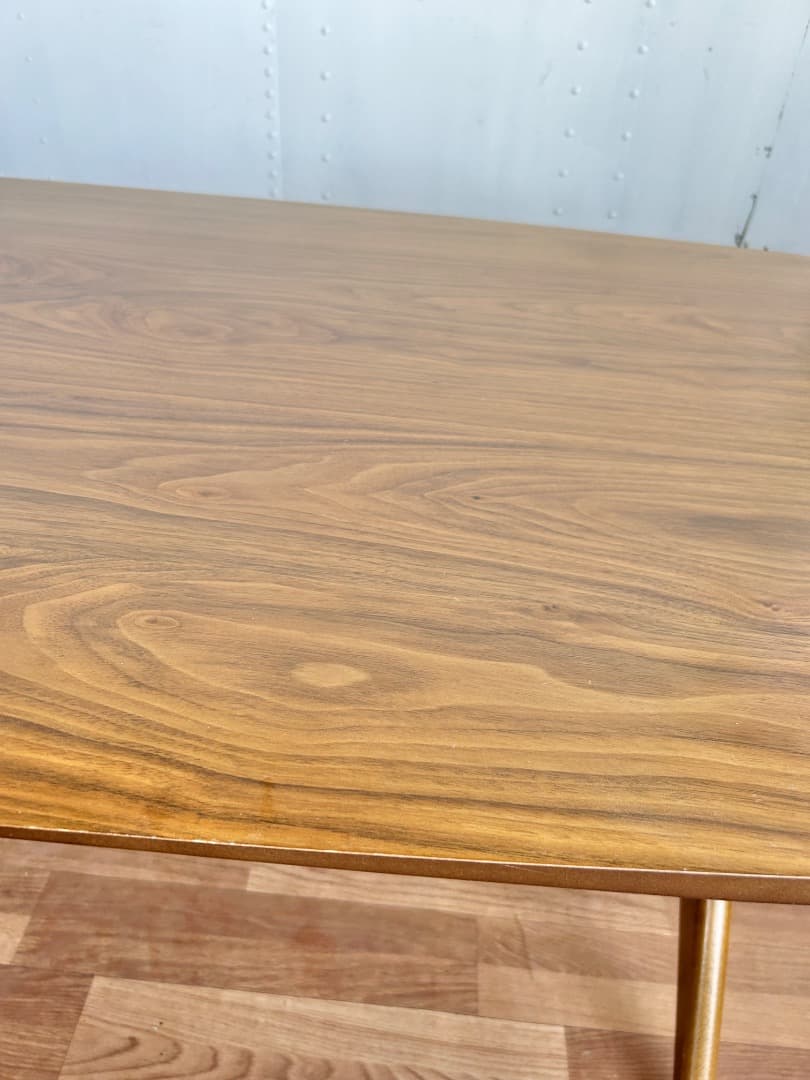 ニトリ　リラックス　ダイニングテーブル　机　オシャレ　インテリア　モダン