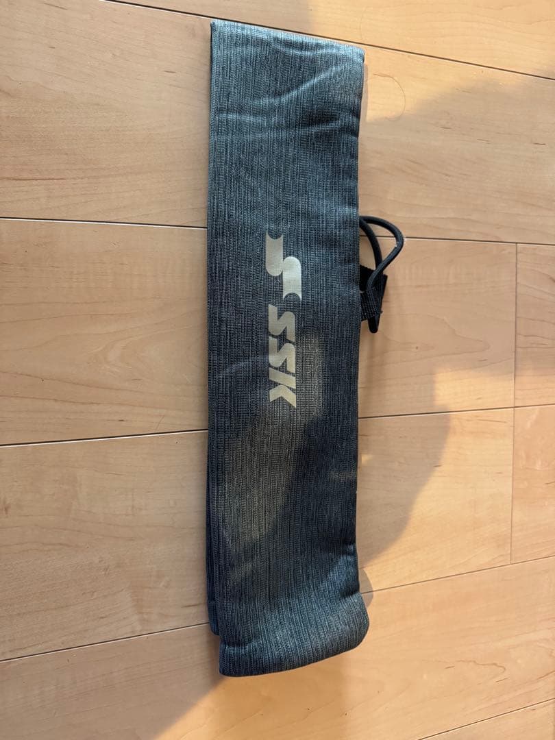 軟式バット MM23 赤黒 カーボンファイバー