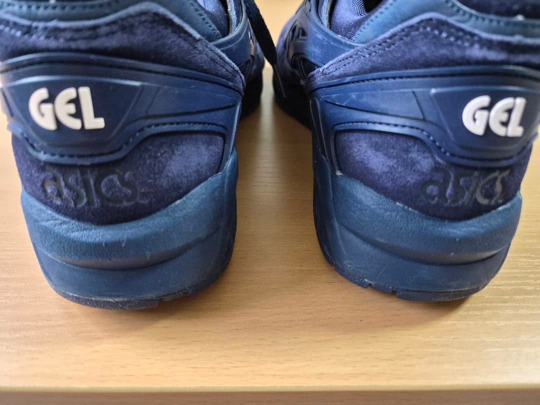 メル　ASICS GEL-KAYANO TRAINER