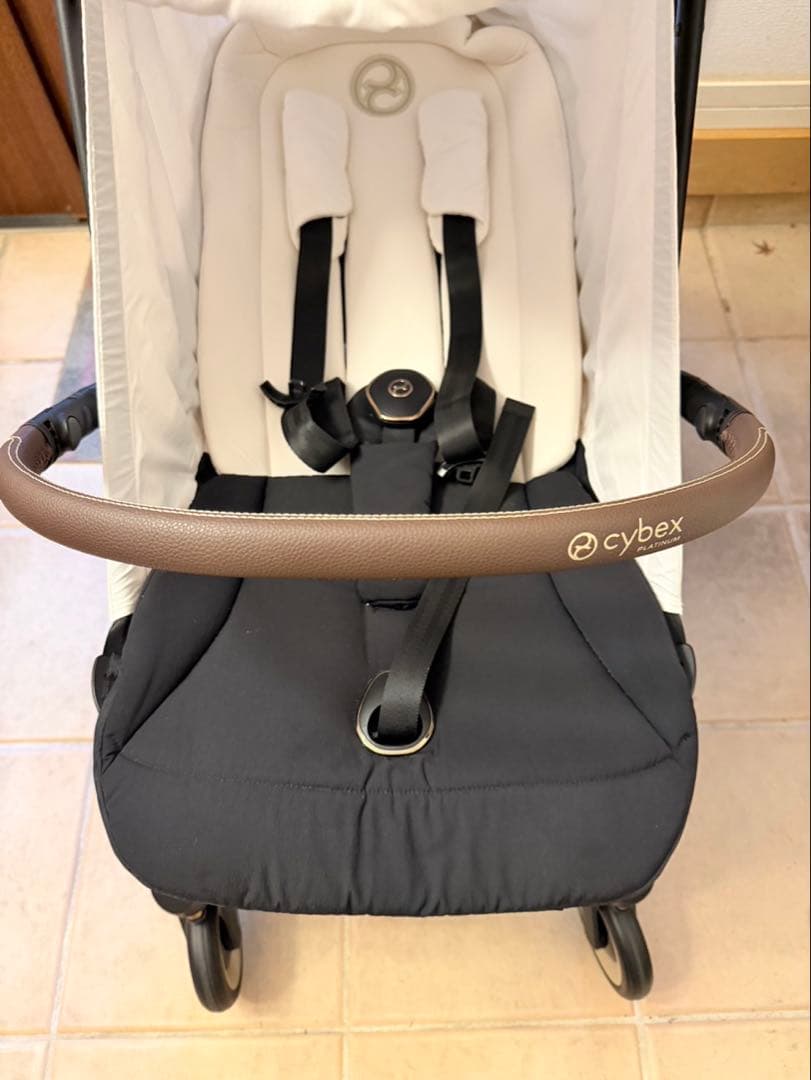 COYA Cybex ベビーカー バンパー付き ホワイト三越伊勢丹限定カラー