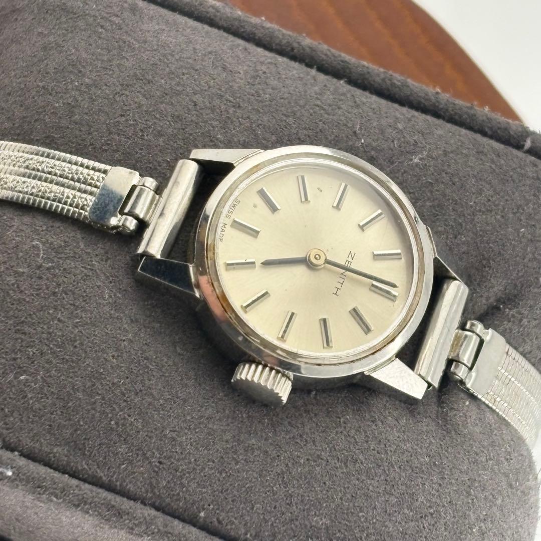 【希少】ゼニス　手巻き　ZENITH シルバー　美品