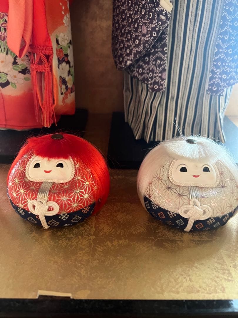 市松人形セット 赤と青の衣装