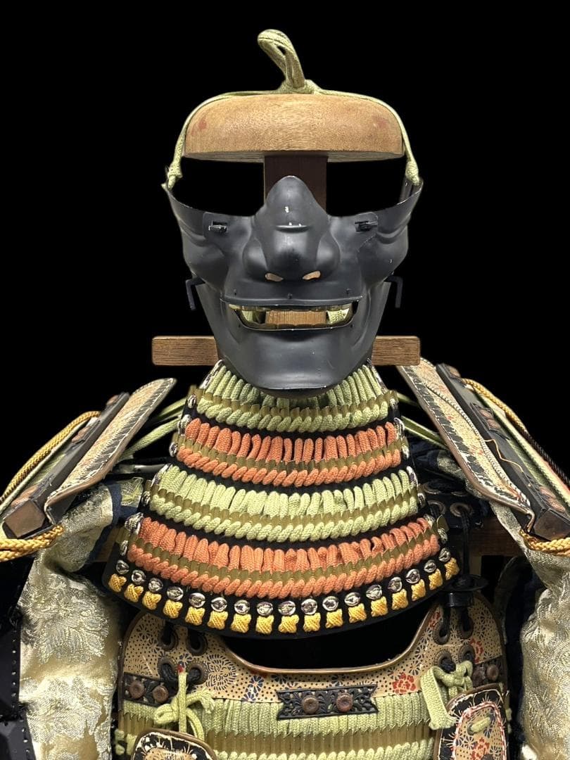 送料込み 着用可能 甲冑 等身大 当世具足 鎧兜 時代祭り 鎧櫃 龍刻 胸当て