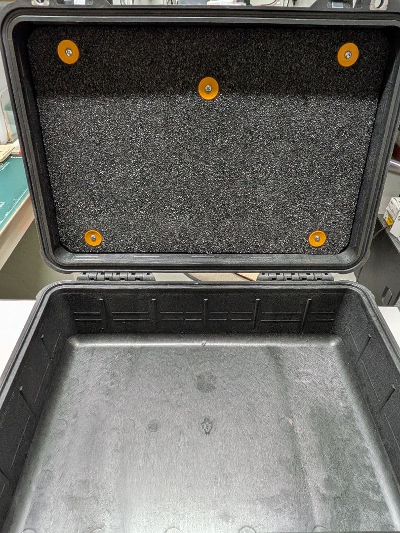 米軍放出品 PELICAN ペリカン1500ハードケース 中古