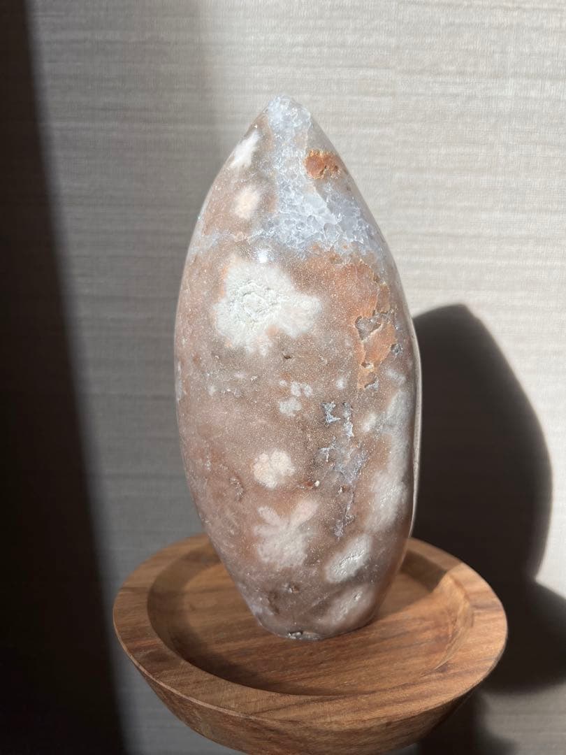 ピンクアメジスト×桜瑪瑙 共生ジオード 原石置物 ガラスドーム付