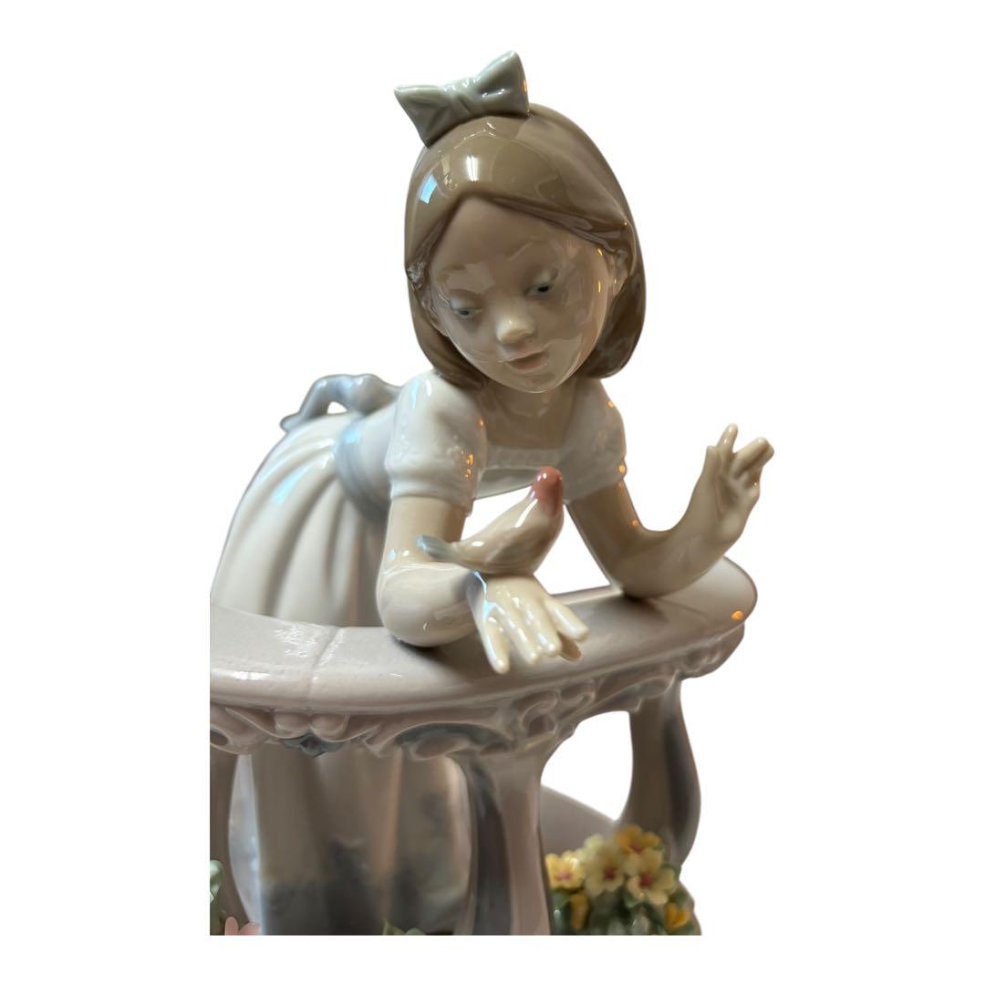 LLADRO リヤドロ バルコニーの朝 花と少女 陶器人形 置物　インテリア