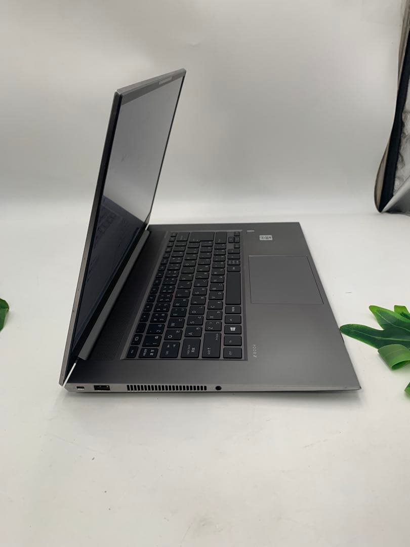 ZBook Studio G7 i7-10850H CPU2.70GH z