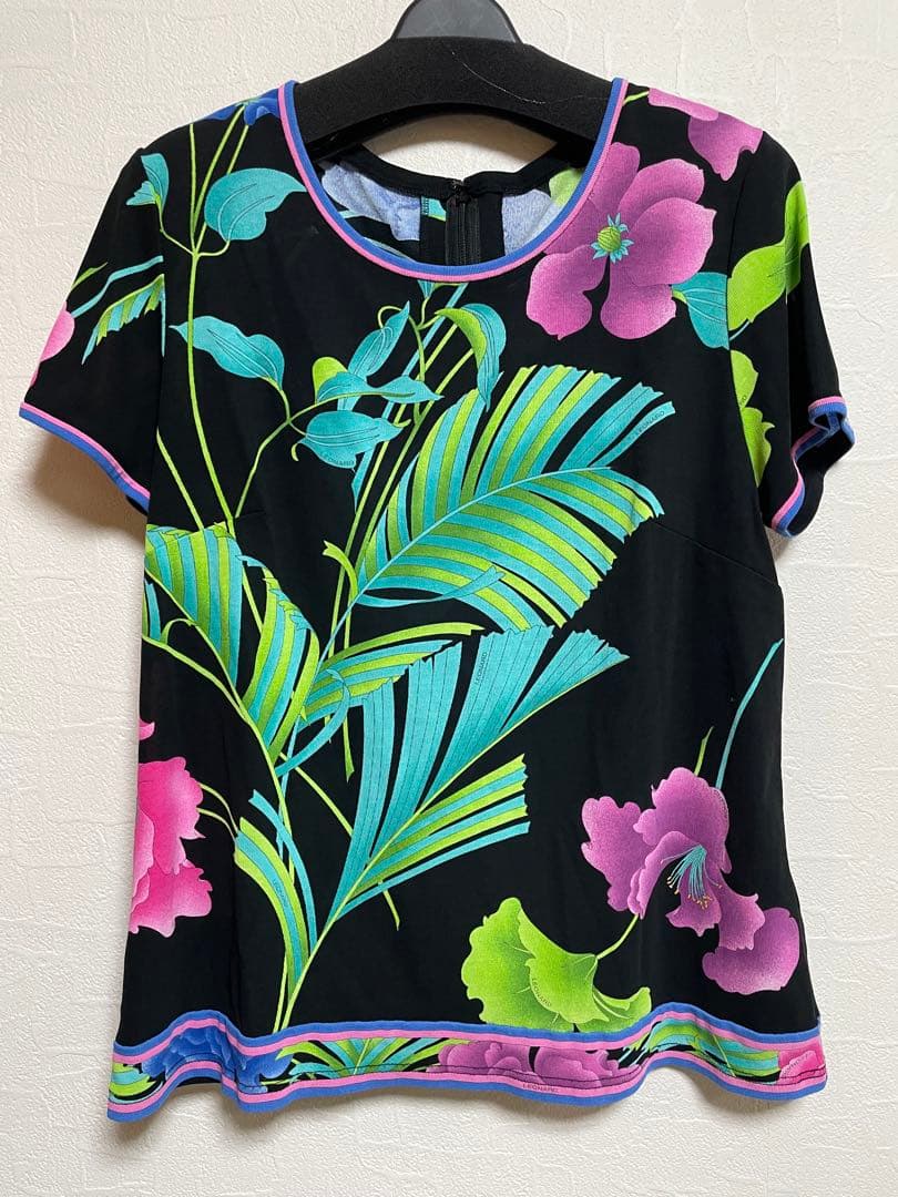 LEONARD 花柄　半袖トップス