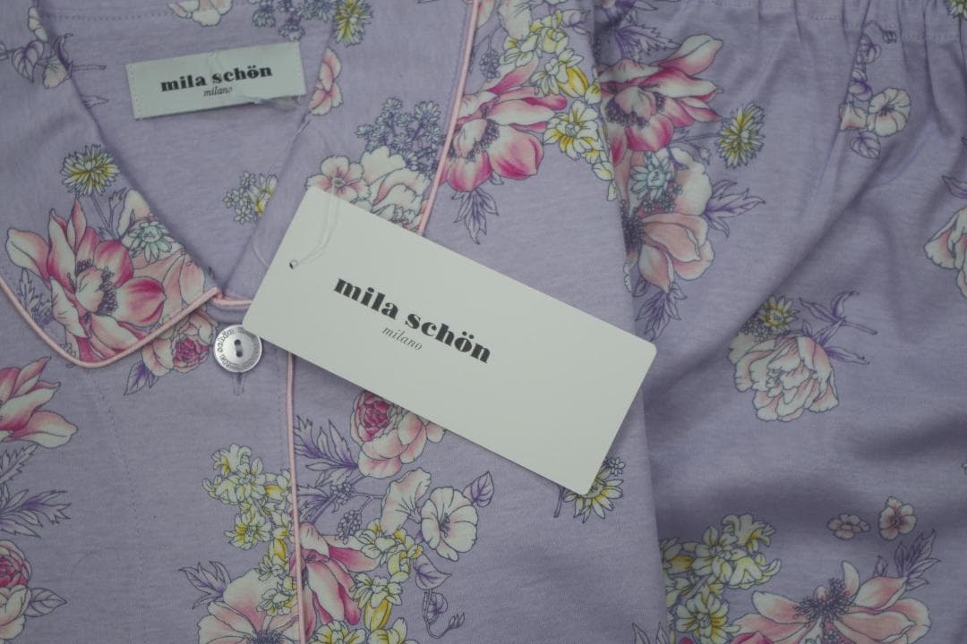 【新品】ミラショーンmila schon 春秋物スムースニットパジャマ（M)