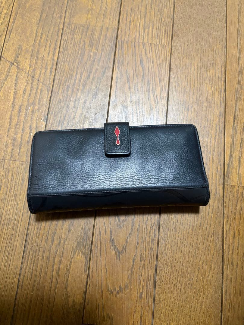 クリスチャンルブタンパロマロングウォレット