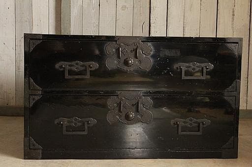 マカロン　時代庄内箪笥　兜金具　時代家具　収納タンス　古家具