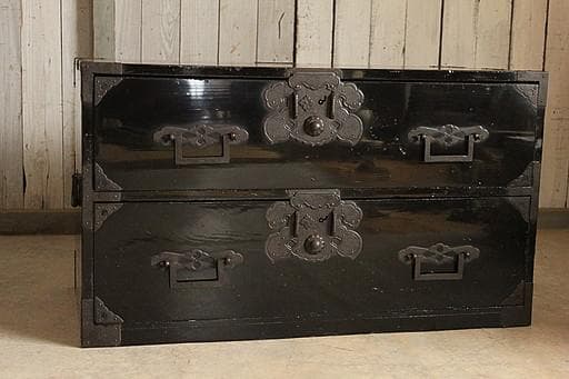 マカロン　時代庄内箪笥　兜金具　時代家具　収納タンス　古家具