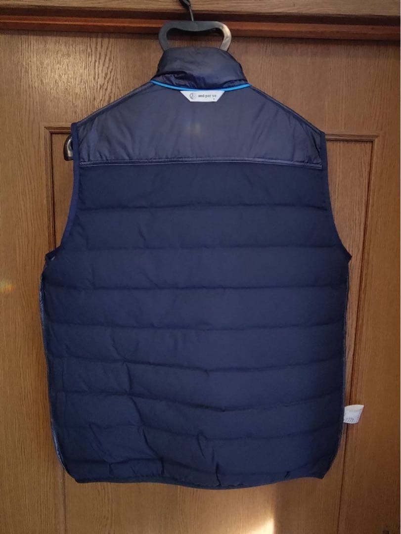 and per seのメンズ用中綿ゴルフ用ベスト
