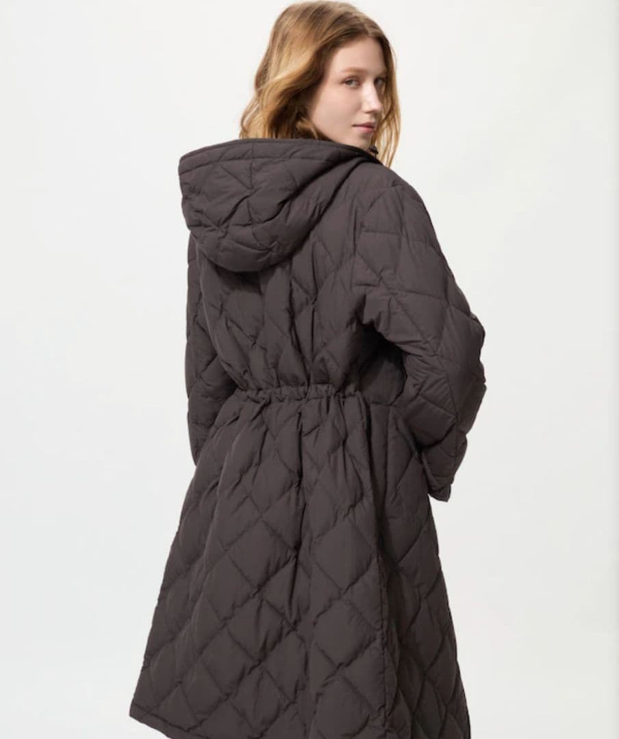 ユニクロ　パフテックロングコート　リラックスフィット　オリーブ　Sサイズ