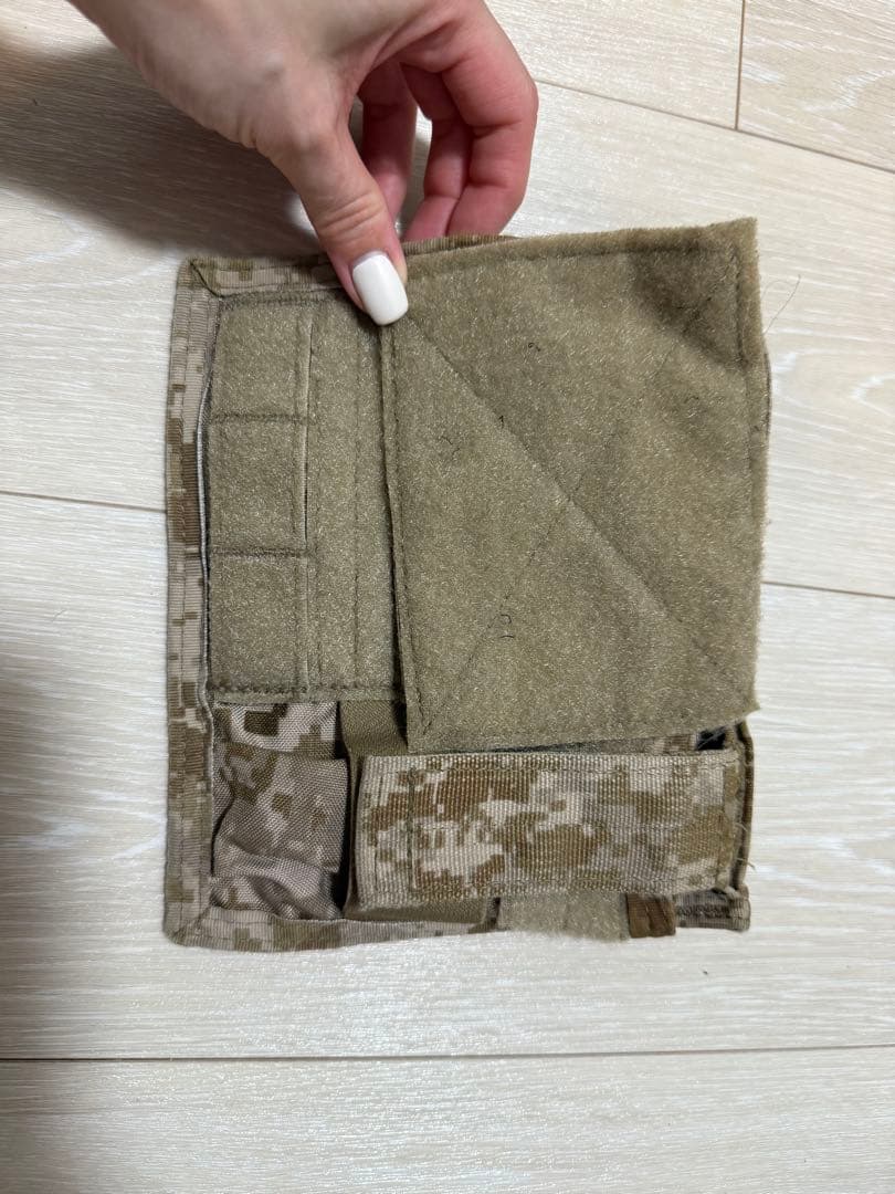 イーグル・インダストリーズ アドミン ポーチ