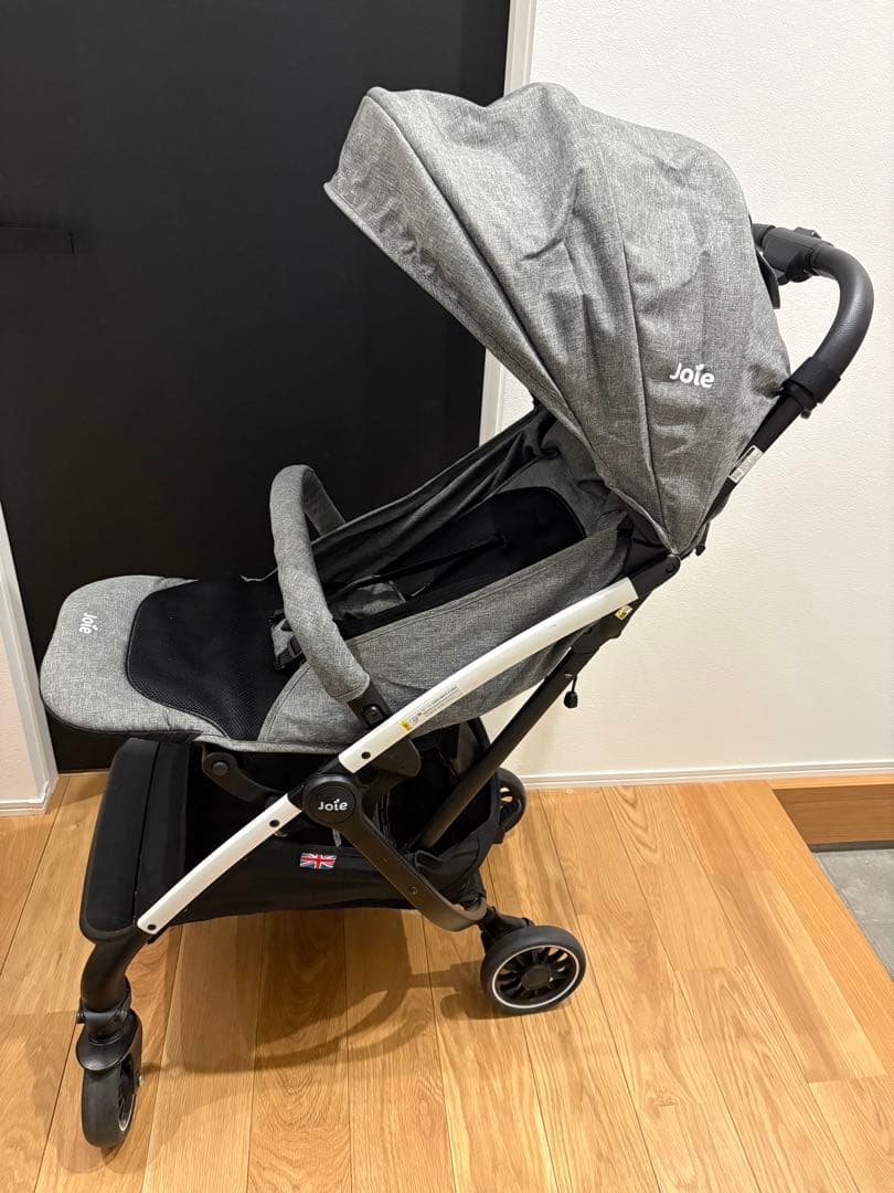 ベレッタページ ジョイー　ベビーカー　ツーリスト