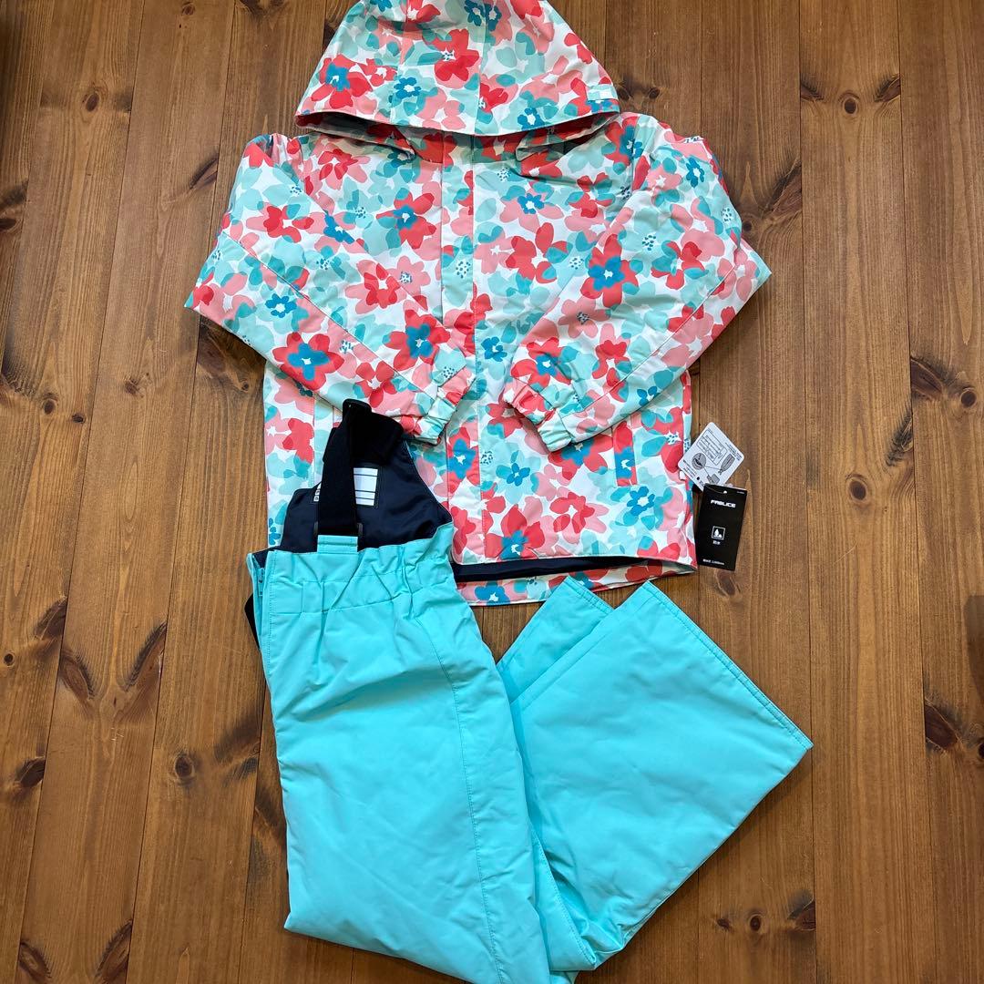 新品未使用　FABLICE スキーウェア　130センチサイズ調整可 花柄