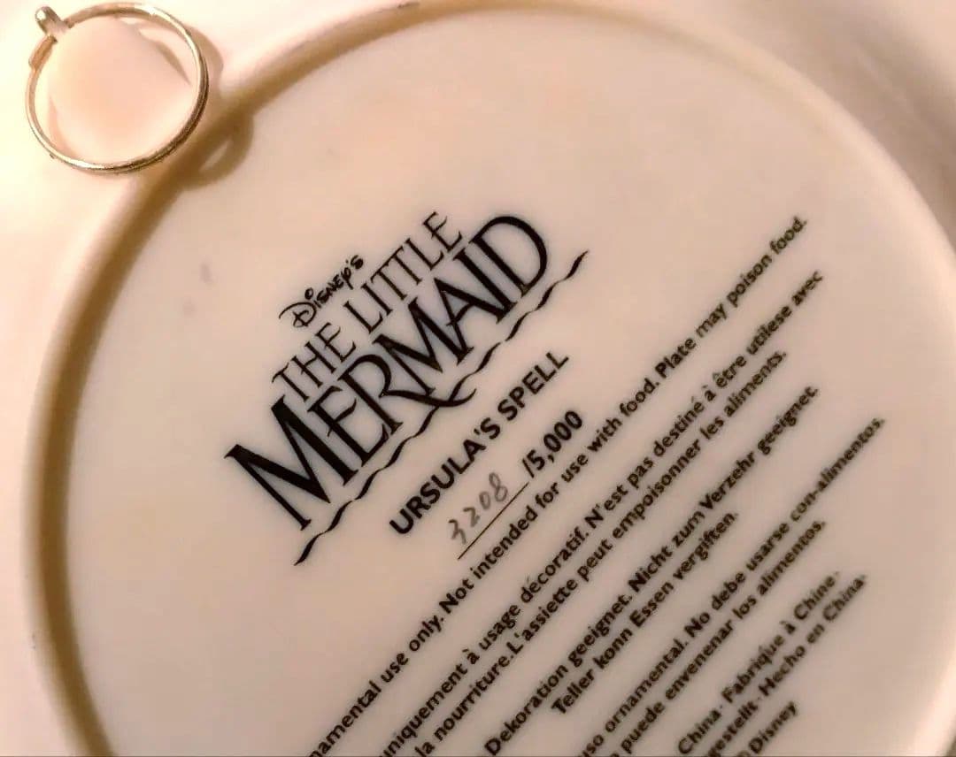 【新品】リトルマーメイド 　アースラスペル　レリーフプレ