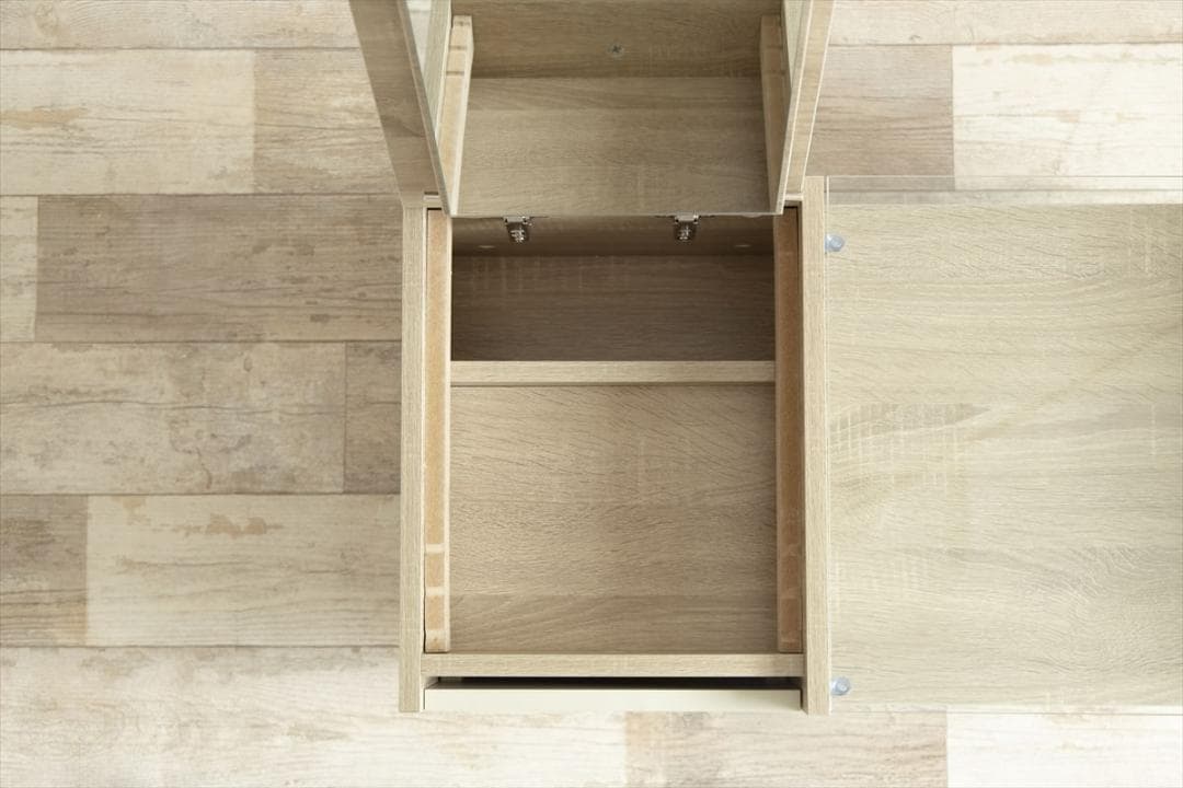 ディスプレイ収納付きドレッサーテーブル