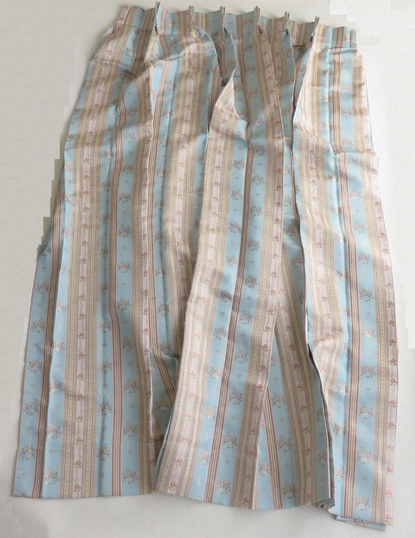 未使用　リヨン織物美術館コレクション　カーテン