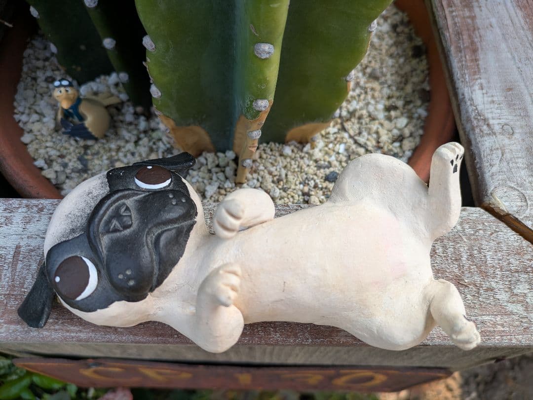 可愛い❤️パグちゃん。縁起物、陶器人形、置物、犬人形、ブサカワ　作家