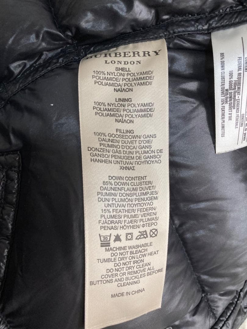 15948✨美品✨バーバリーロンドン 中綿ダウンコート ノバチェック 黒 S