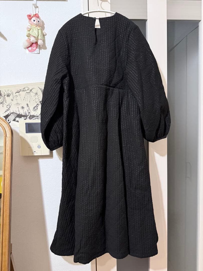 Aya × CAROLINA GLASER / ケープ付きワンピース