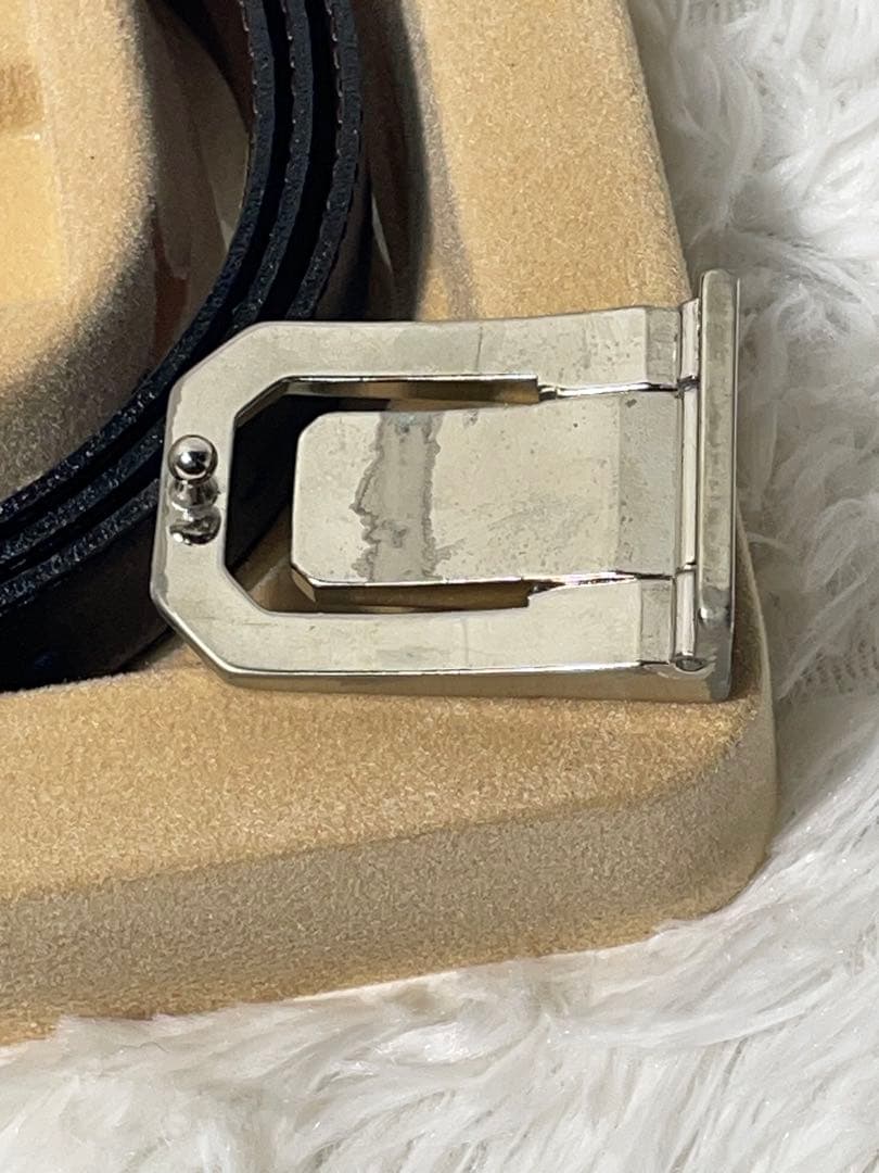 美品　BURBERRY 本革ベルト ブラック イタリア製 付替バックル 箱付