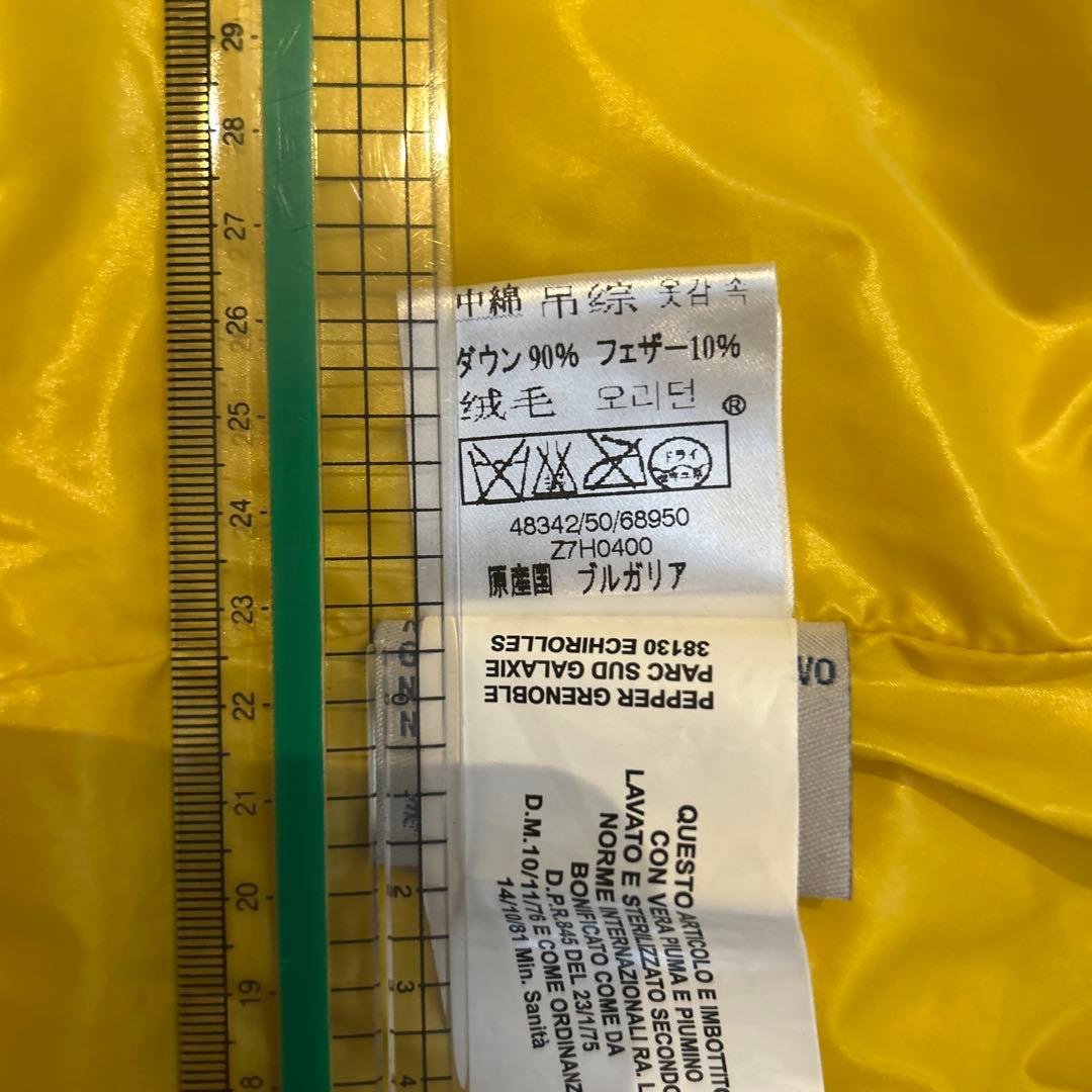 美品MONCLER ダウンベストレディース