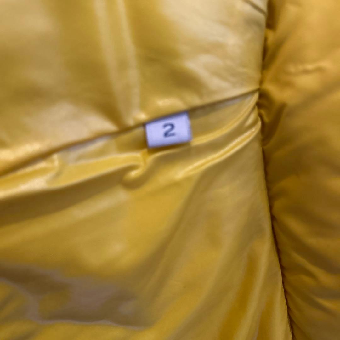 美品MONCLER ダウンベストレディース