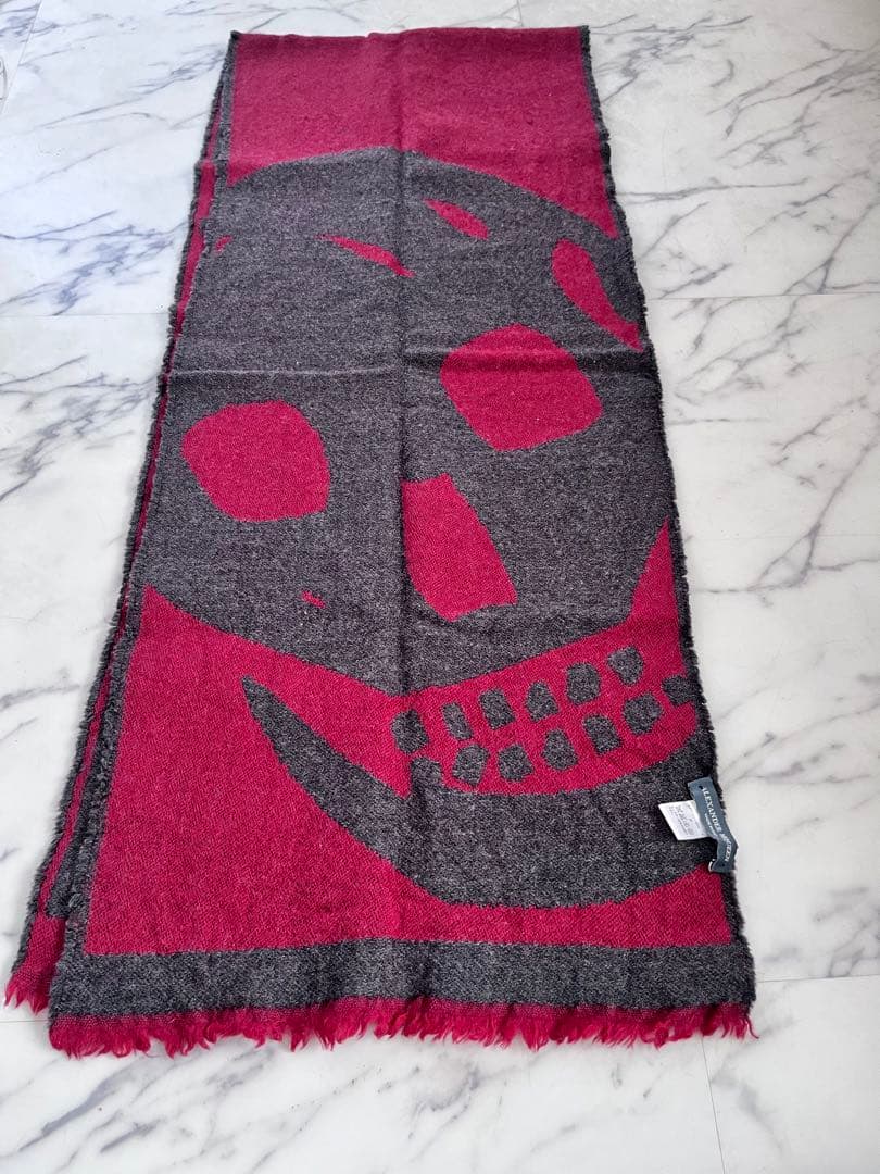 ALEXANDER McQUEEN アレキサンダーマックイーン　マフラー