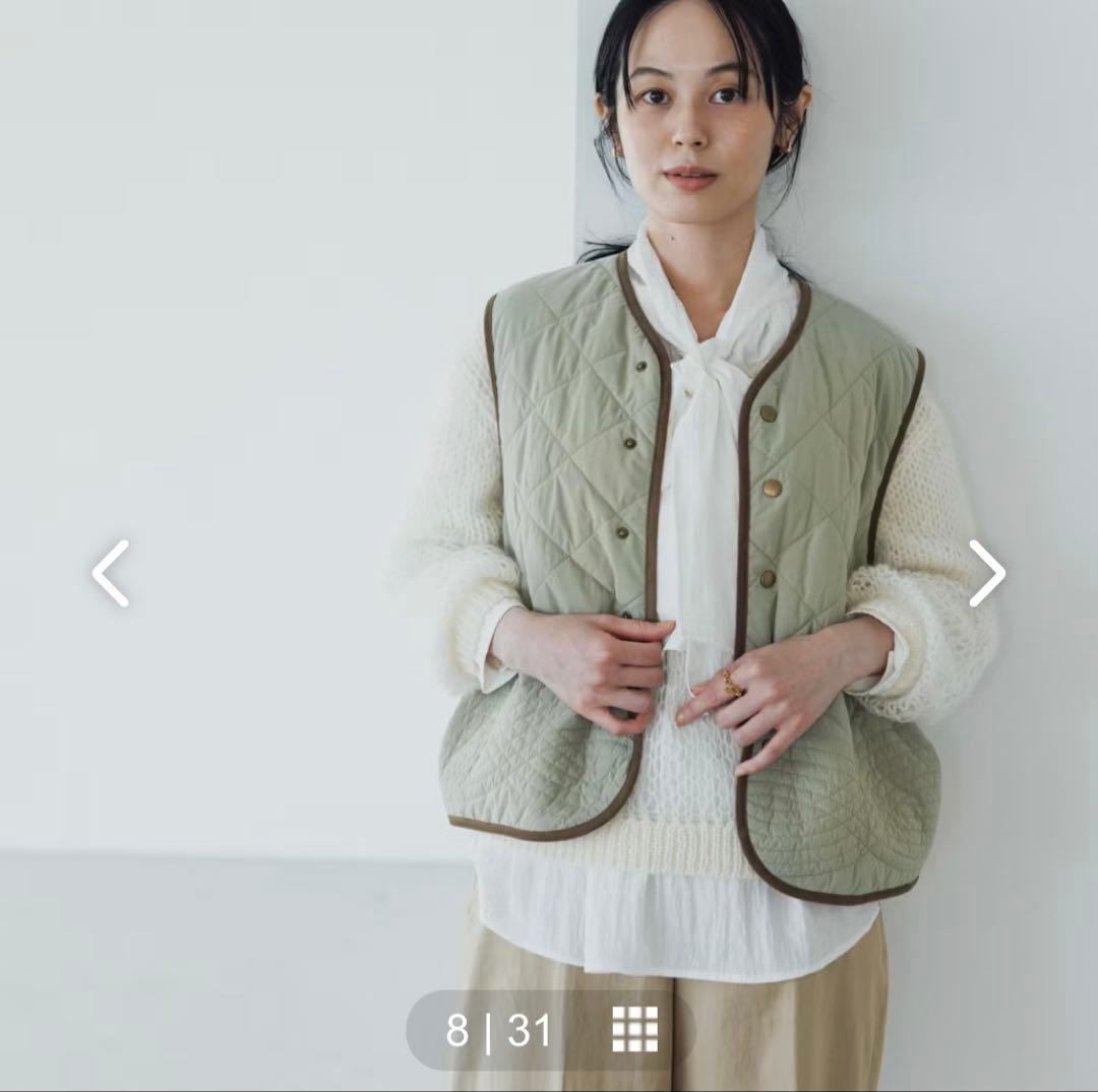 毎日着回したいキルティングベスト　よしいちひろさんコラボ　ライトカーキ　完売品