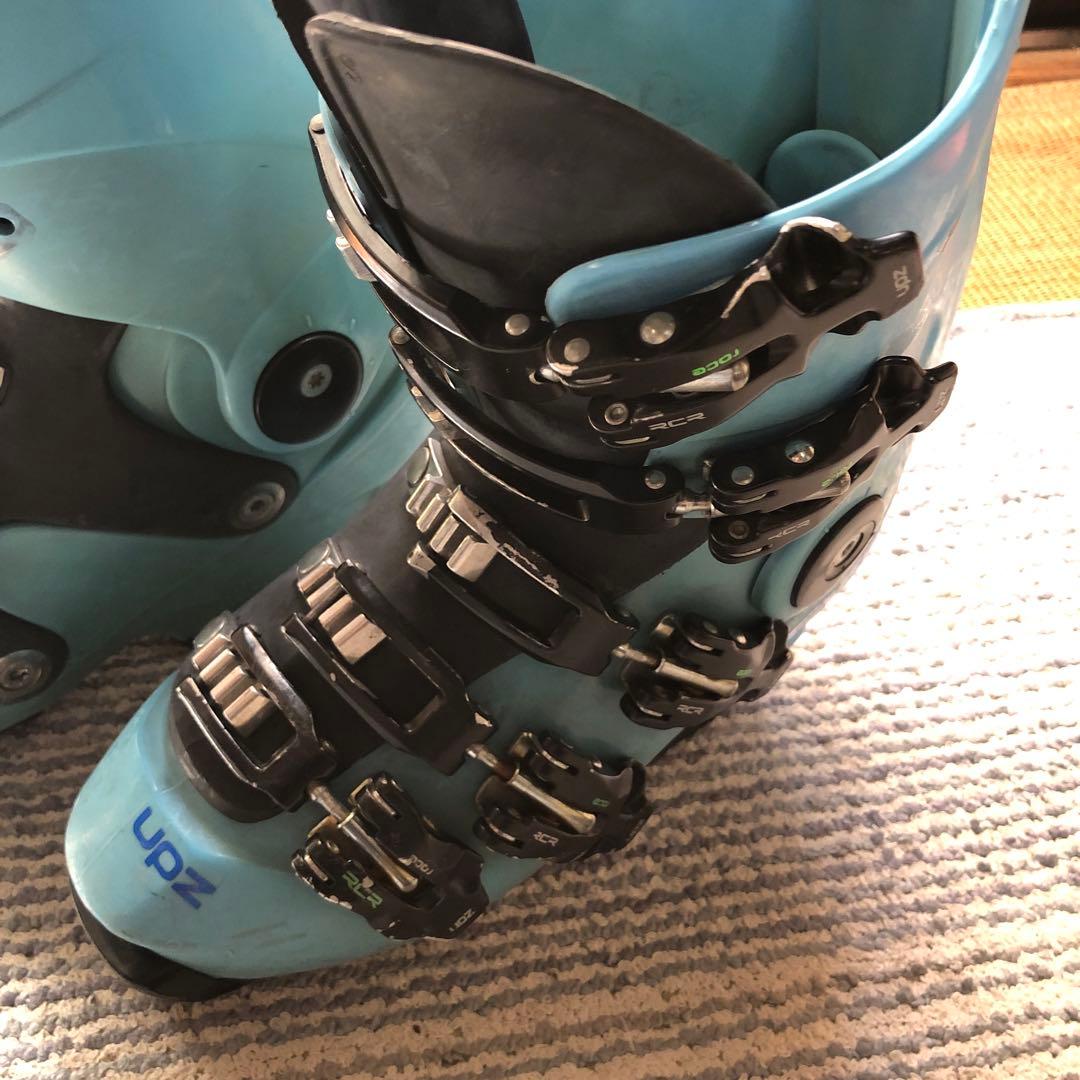 UPZアルパインブーツ　RC10