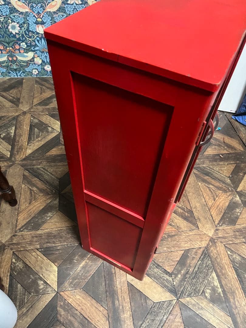 terupu＊赤 ガラスキャビネット 昭和レトロ 当時物 インテリア 水屋