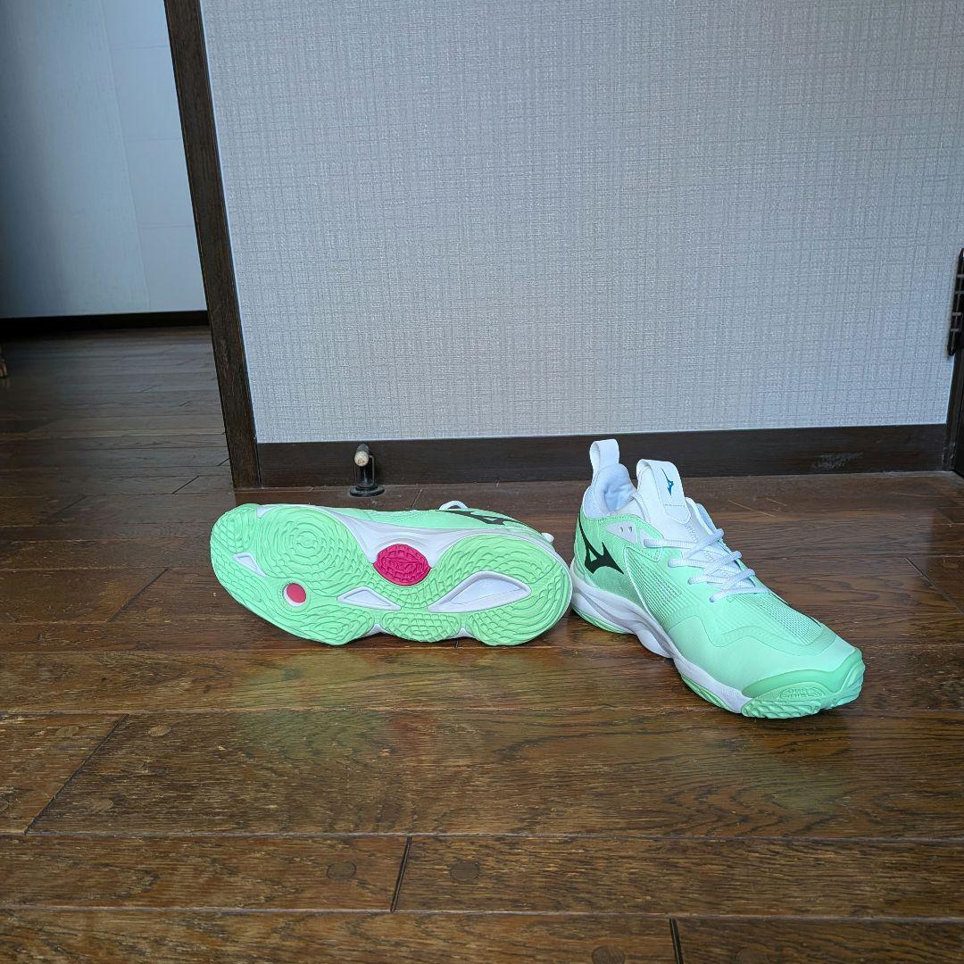 【未使用】ミズノ　ウェーブ　モメンタム3 グリーン☓ブラック☓ブルー　27