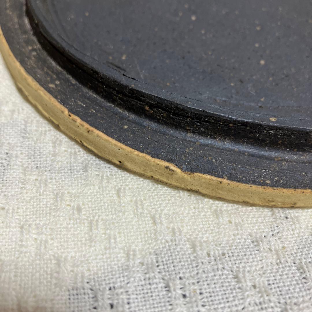 長田恵　ケース　猫　笠間焼　蓋物