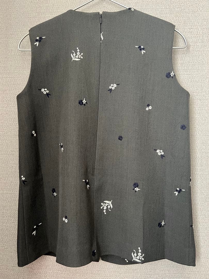 Bibiy. GARDEN TOP 新品　タグ付き