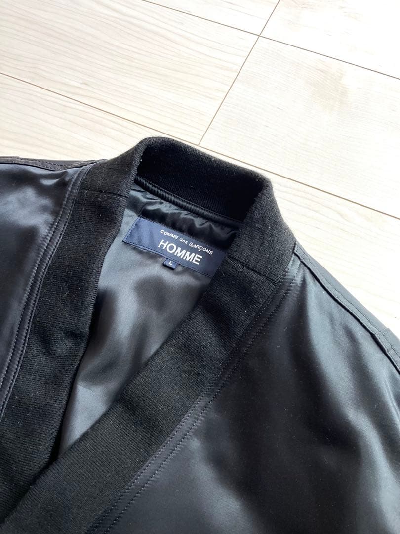 コムデギャルソンオム　HOMME ブラック MA-1ジャケット