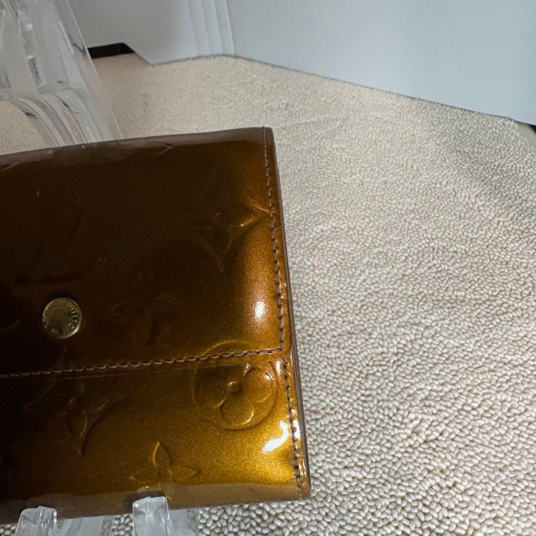 ルイヴィトン M91170 ヴェルニ ポルトモネ・ビエ・カルトクレディ 財布