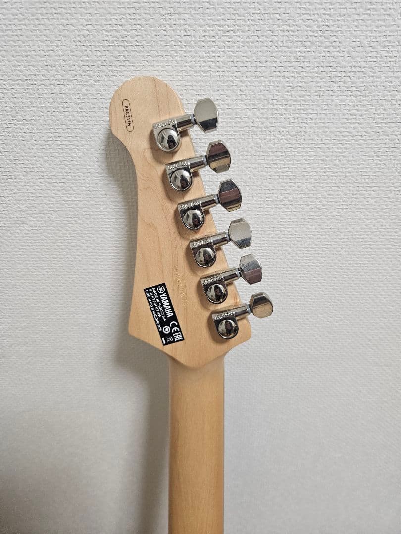 Yamaha エレキギター ワインレッド